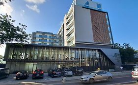 The Lennox Suites By Cozy